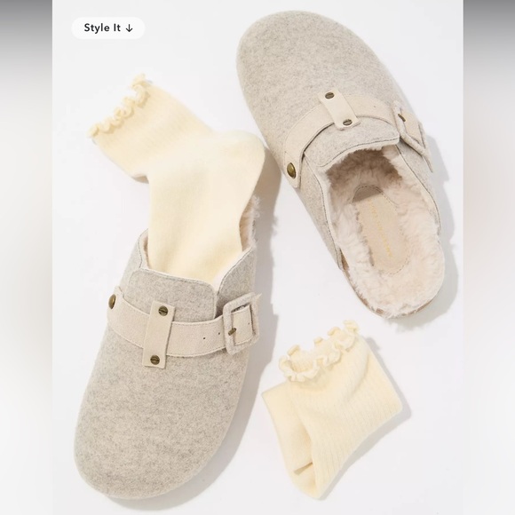 American Eagle Felt Clog - Stone - Picture 4 of 5